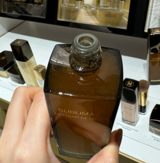 香奈儿（Chanel）奢华精粹&ldquo;黑金砖&rdquo;系列礼盒装高端化妆品